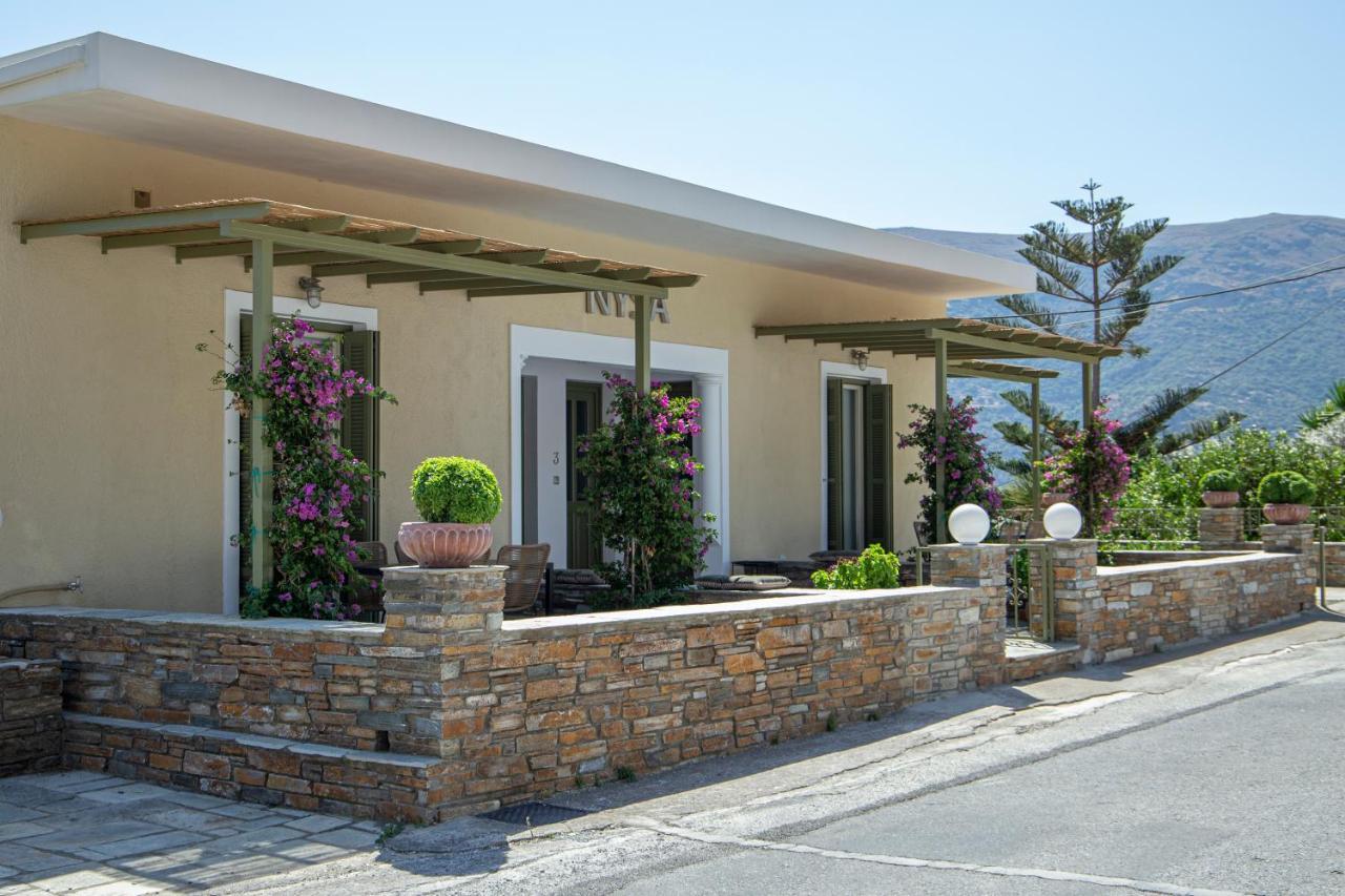 Nysa Residence Menites Exterior photo