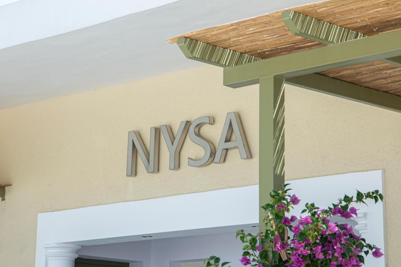 Nysa Residence Menites Exterior photo